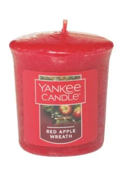 Angebote 🤩 YANKEE CANDLE® Duftkerze "Red Apple Wreath" Rot 🔔